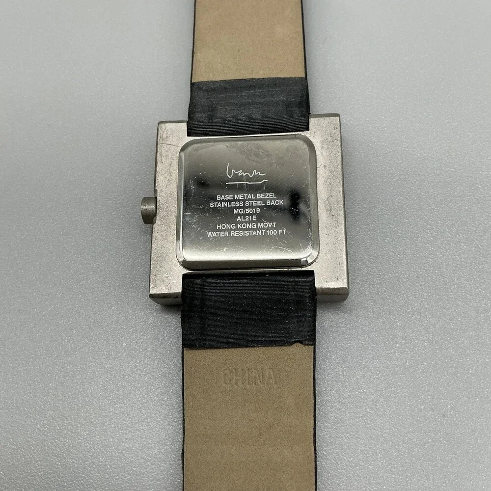 Projects Michael Graves Womens Watch 30mm Square Dial Silver Tone New Battery